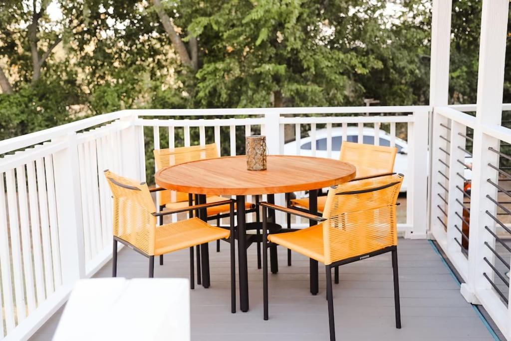 فيلا The Little Getaway-Sleeps 4, Firepit, Pet Friendly Pottsboro المظهر الخارجي الصورة