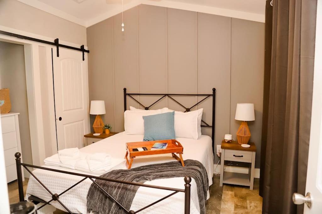 فيلا The Little Getaway-Sleeps 4, Firepit, Pet Friendly Pottsboro المظهر الخارجي الصورة